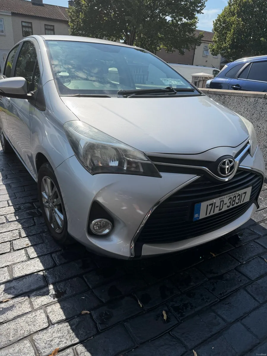 Toyota Yaris - Image 2