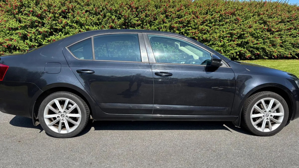 Skoda Octavia Elegance - Image 2