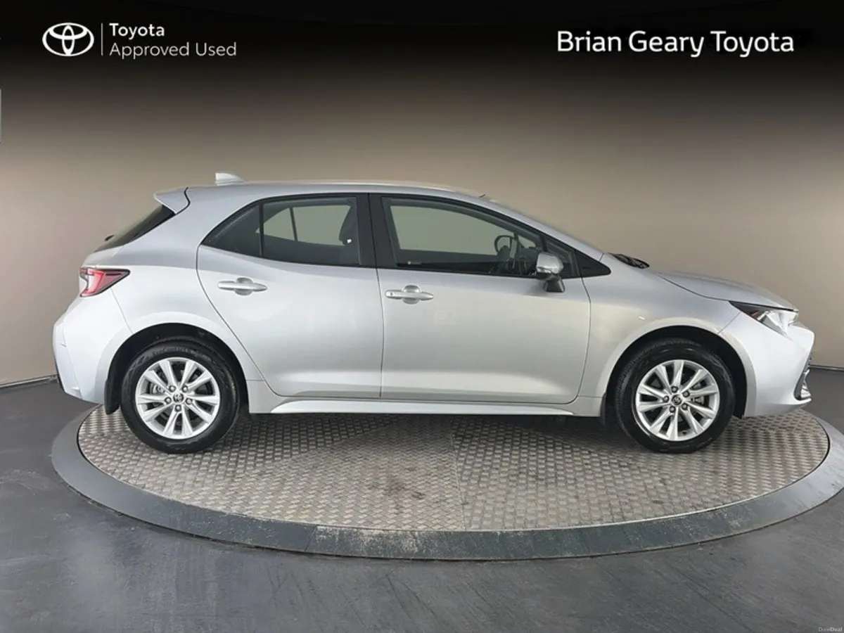 Toyota Corolla HYBRID LUNA H/B - Image 3