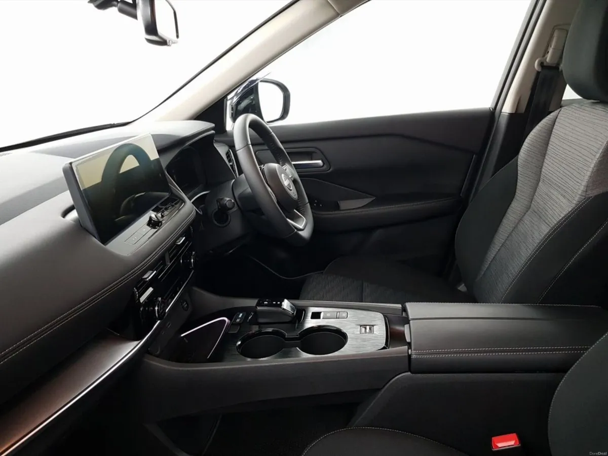 Nissan X-Trail ePOWER X-TRAIL SV PREMIUM 5 Seater - Image 4