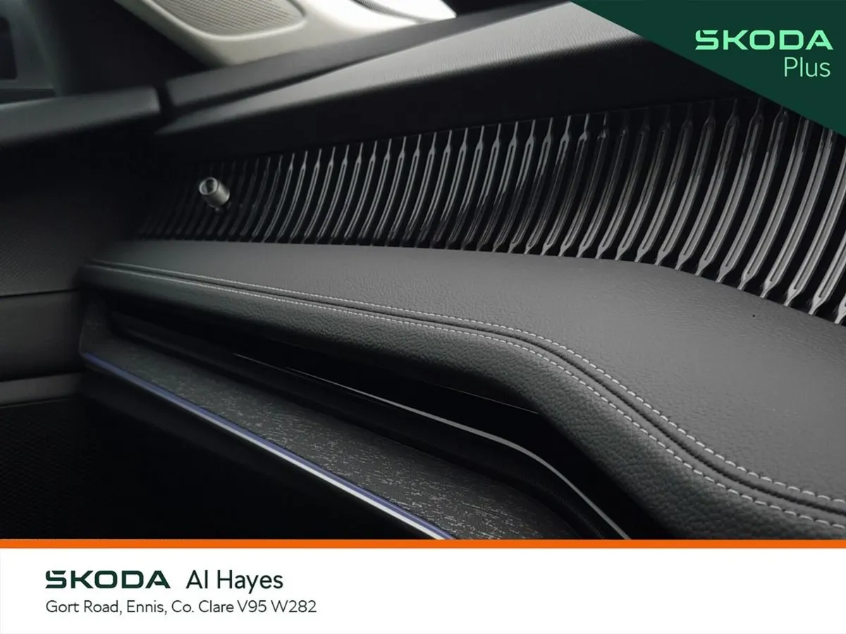 Skoda Superb **MASSAGE SEATS**TOP SPECS**SELECTION - Image 6