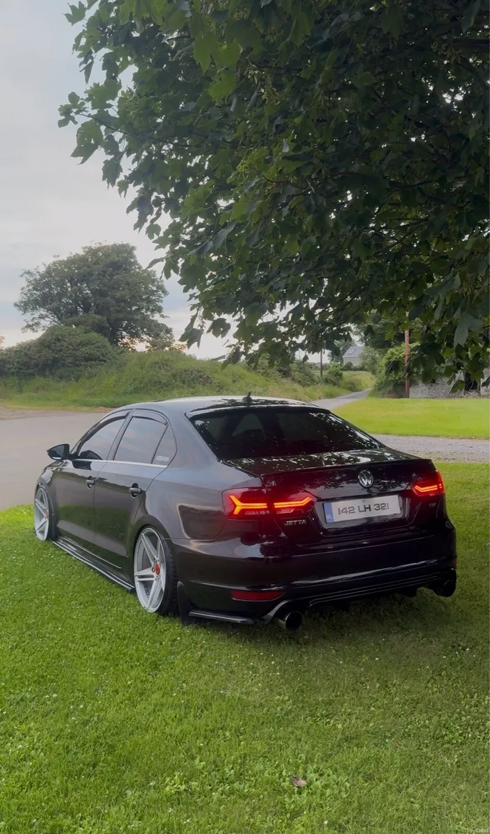 Volkswagen Jetta 1.6tdi 155bhp - Image 2