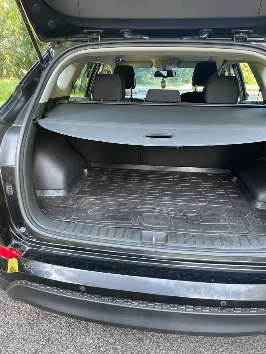 Hyundai tuscon - Image 4