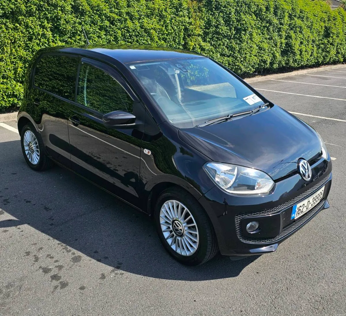 VW UP! 2016 ☆ AUTOMATIC ☆ 106000 KM ☆ - Image 1