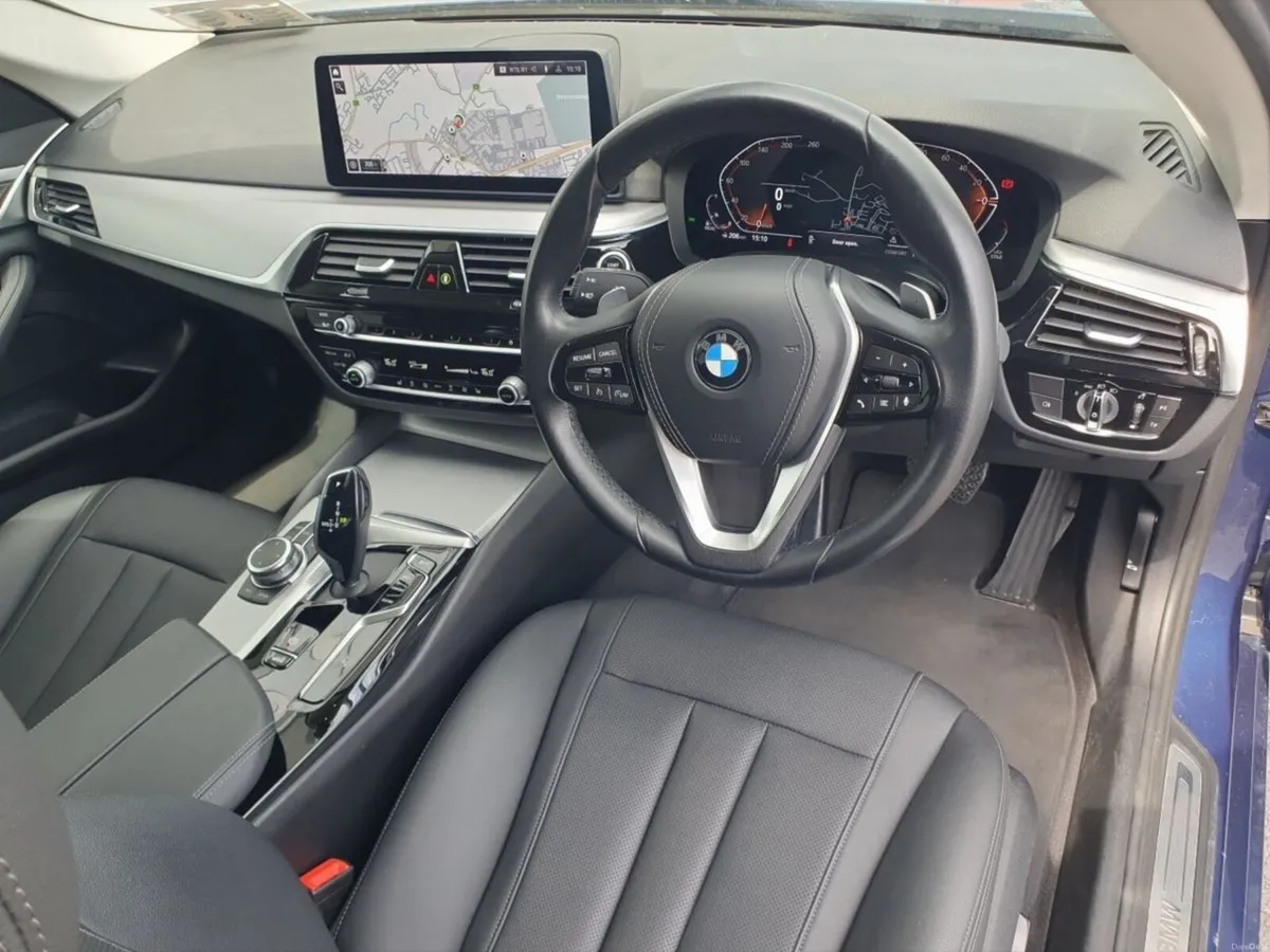 BMW 5-Series 520d SE - Image 6