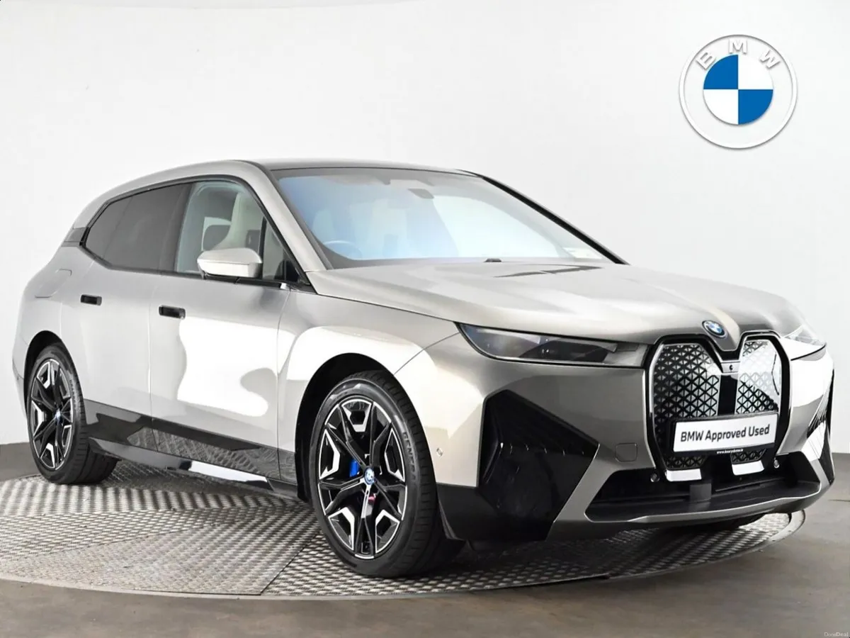 BMW iX xDrive40 M Sport Edition - Image 1