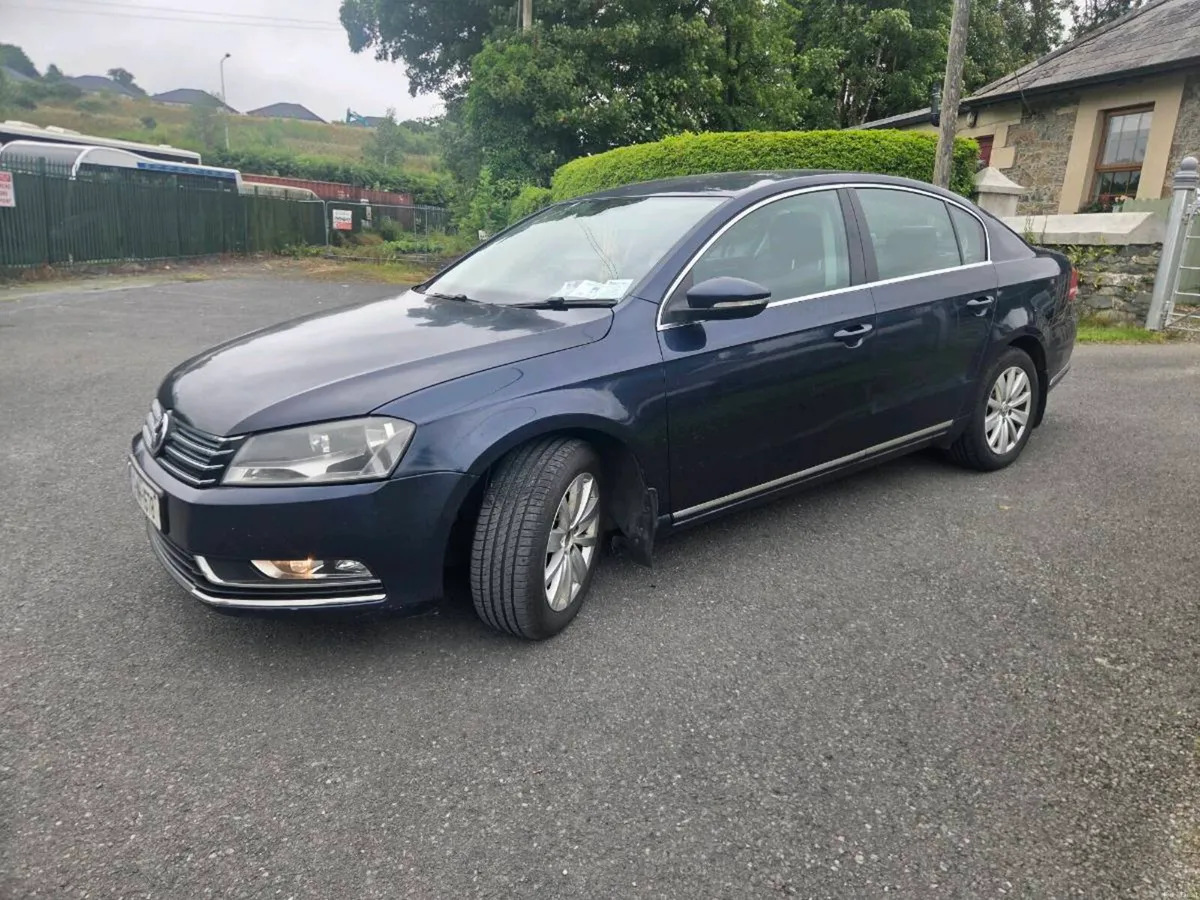 2012 VW Passat - Image 2