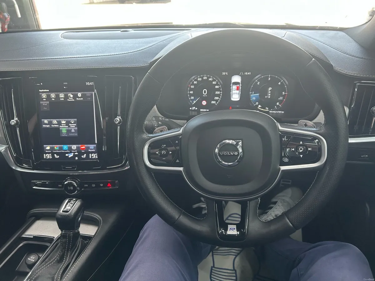 Car - Image 6