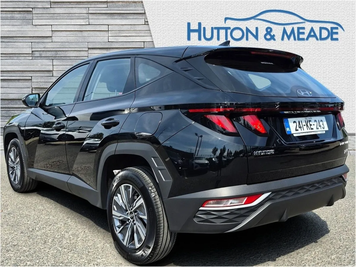 Hyundai Tucson Comfort Plus HEV 1.6 Petrol 5dr - Image 2
