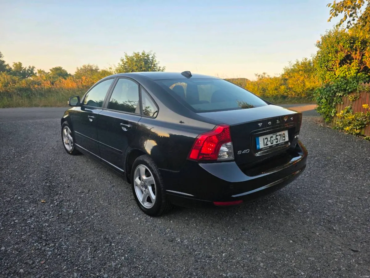 VOLVO S40 1.6 TURBO DIESEL - Image 3