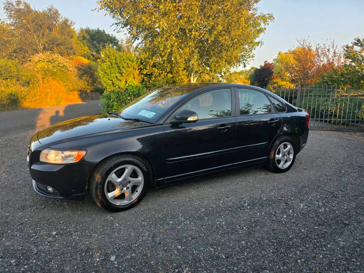 VOLVO S40 1.6 TURBO DIESEL - Image 4