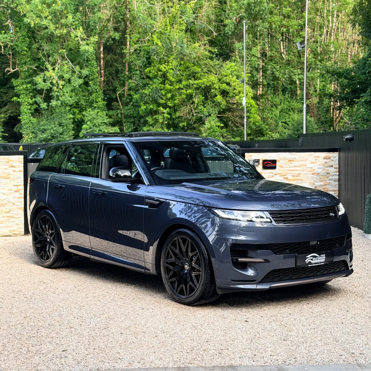 2023 (231) Range Rover Sport Dynamic SE 3.0 P440e - Image 1