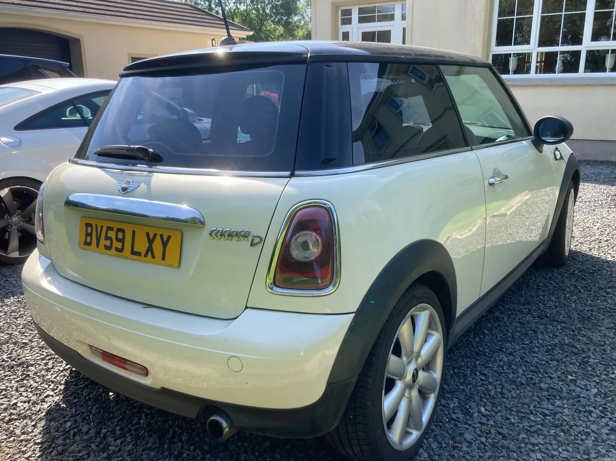 Mini Cooper 2009 - Image 4
