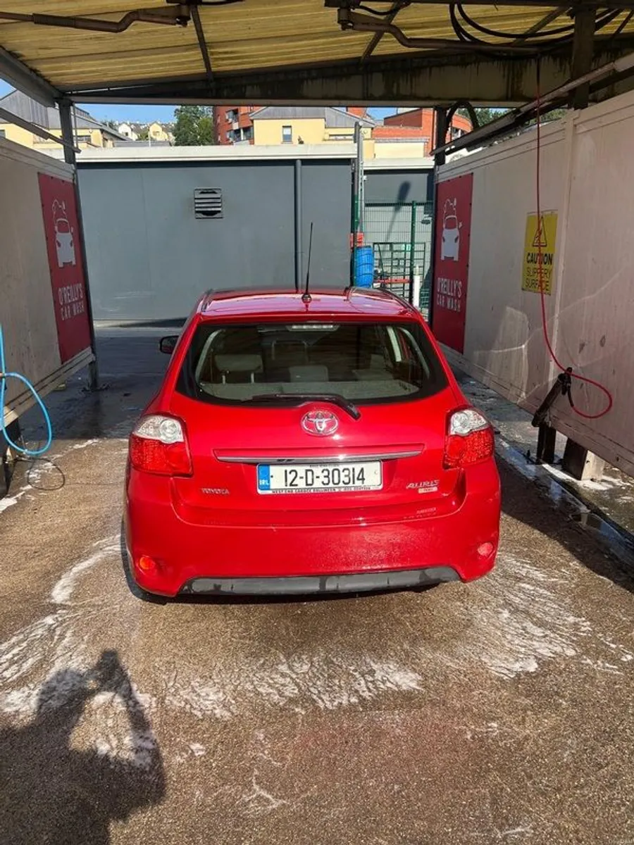 2012 Toyota Auris - Image 3