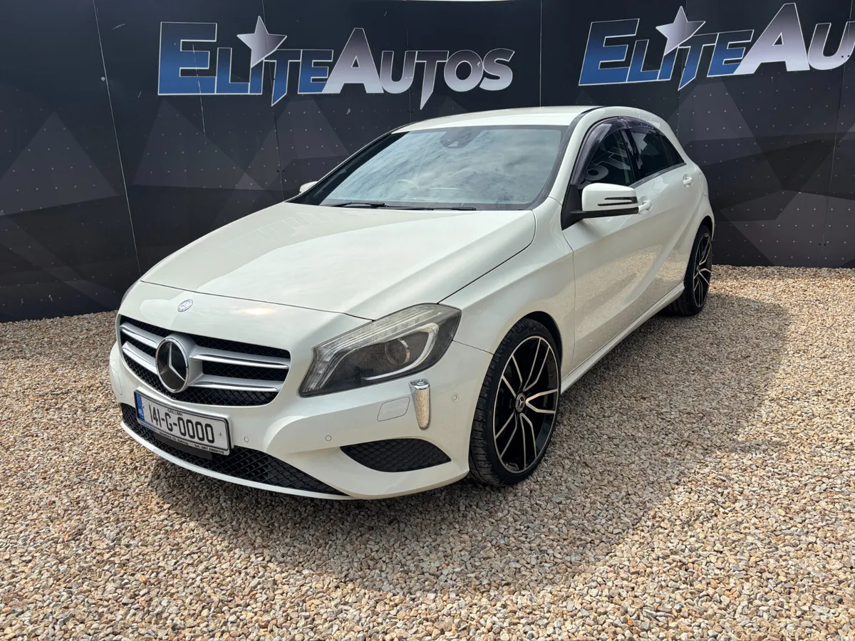 Mercedes -Benz A180 Urban Automatic 2014 - Image 1