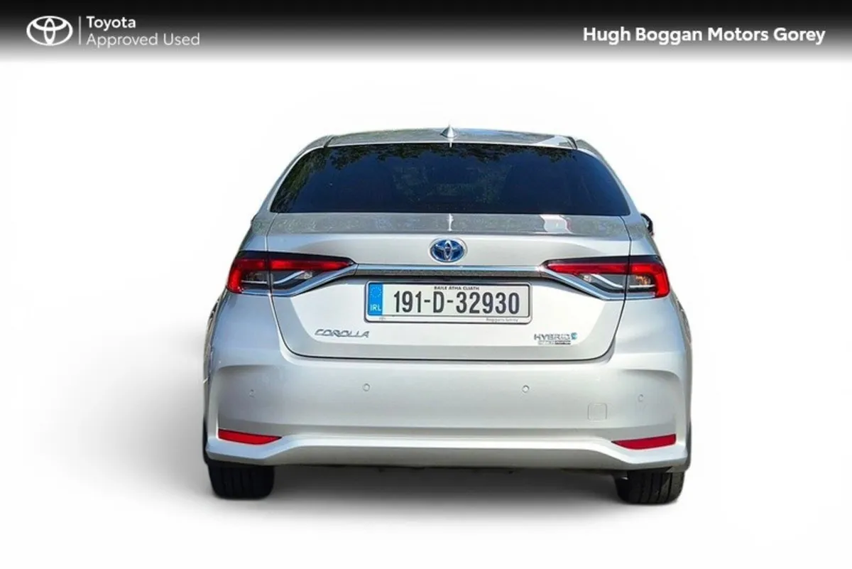 Toyota Corolla COROLLA HYBRID SOL SALOON - Image 4