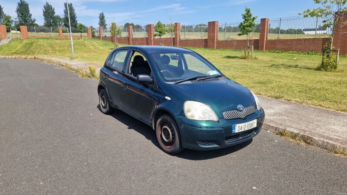 04 Toyota Yaris 1ltr petrol Tax and nct - Image 1