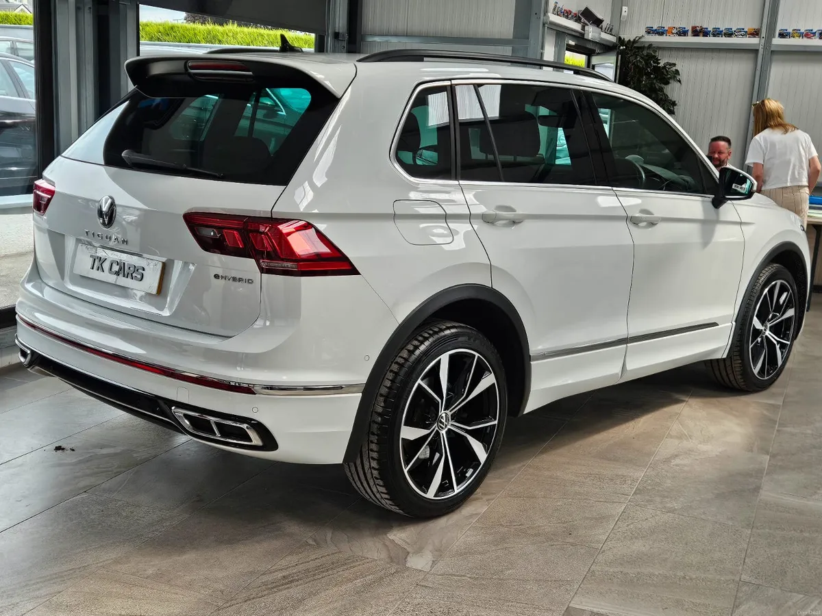 23 VOLKSWAGEN TIGUAN PETROL PLUG IN HYBRID - Image 3