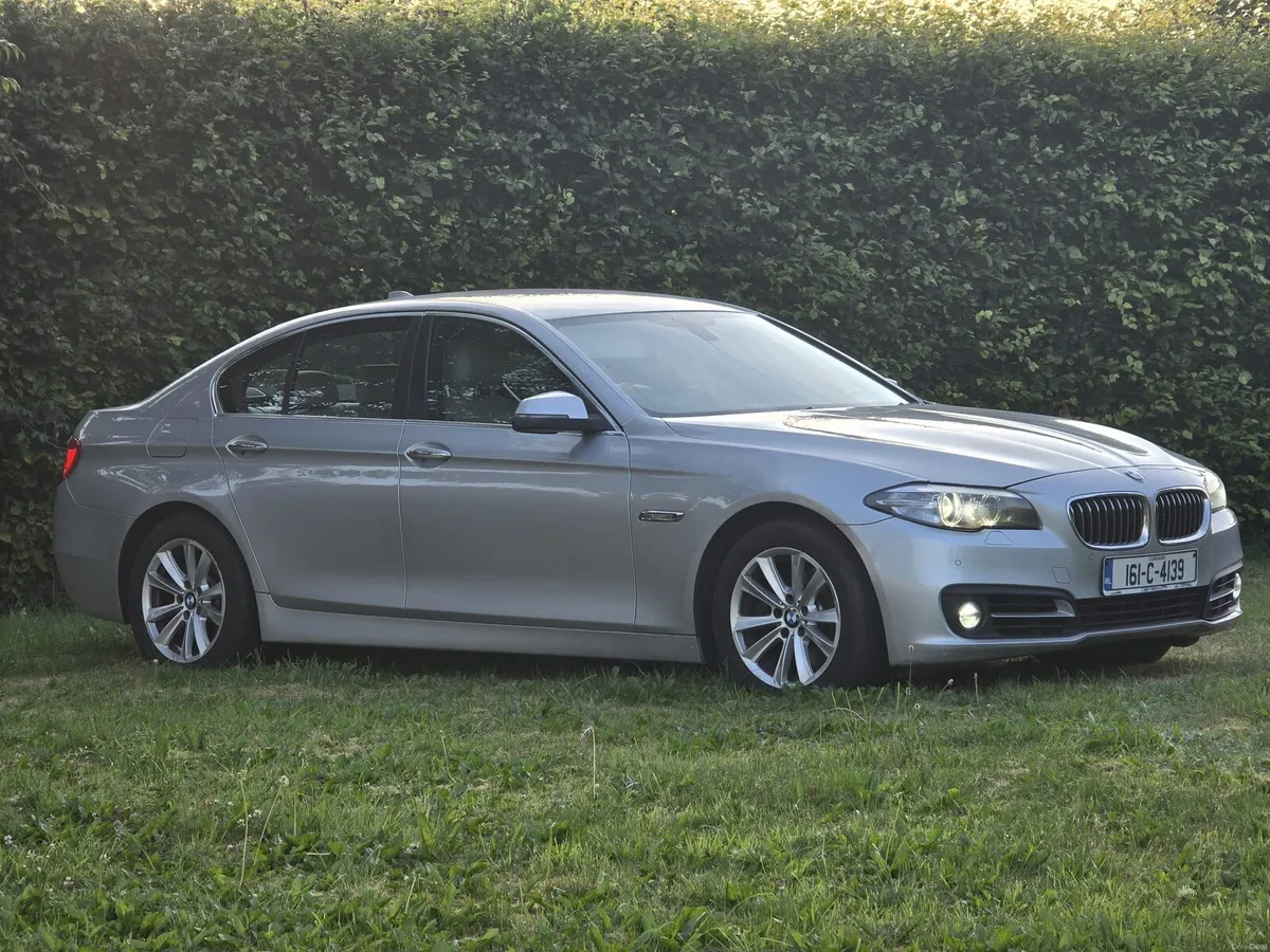 Automatic BMW 5 series 520 D  NCT 02/28 NO SWAP - Image 4