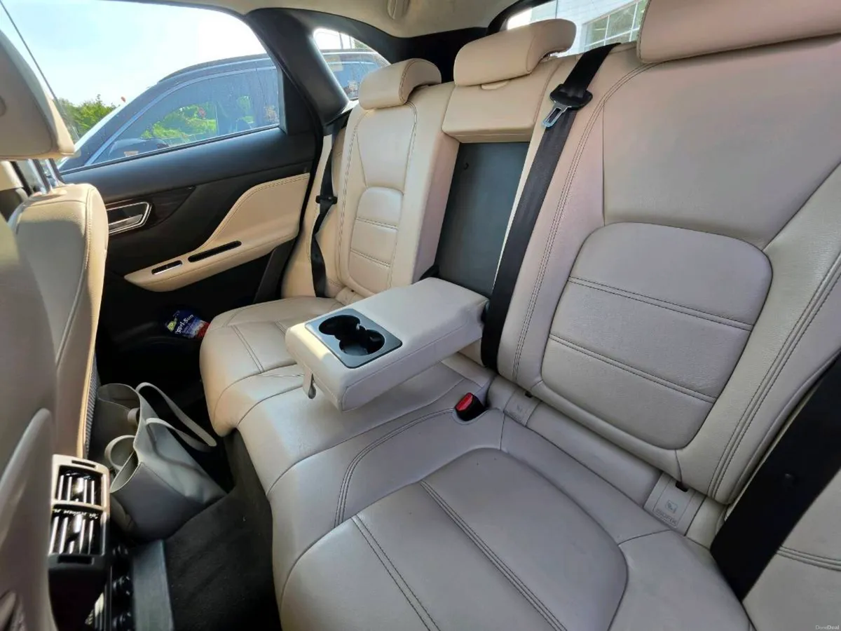 Jaguar F Pace - Image 6