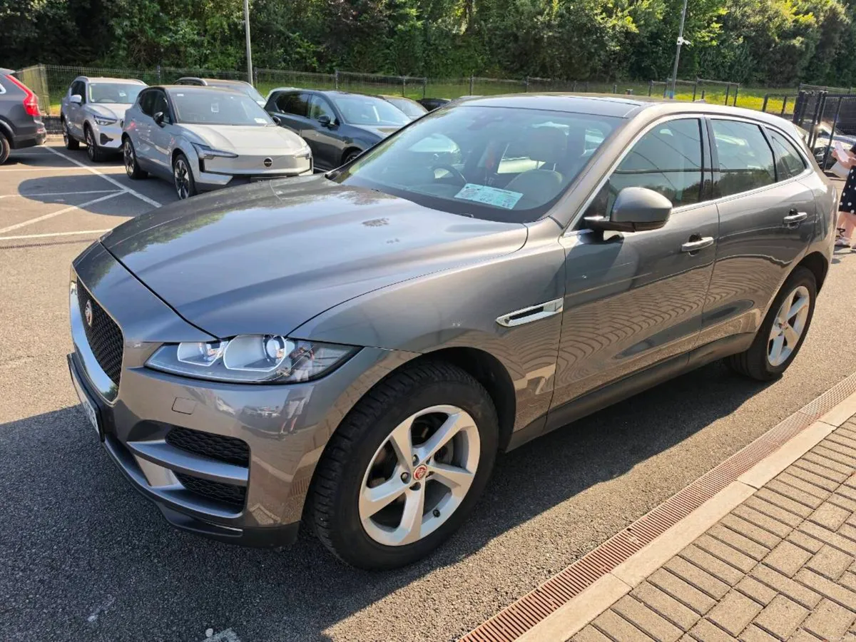 Jaguar F Pace - Image 1