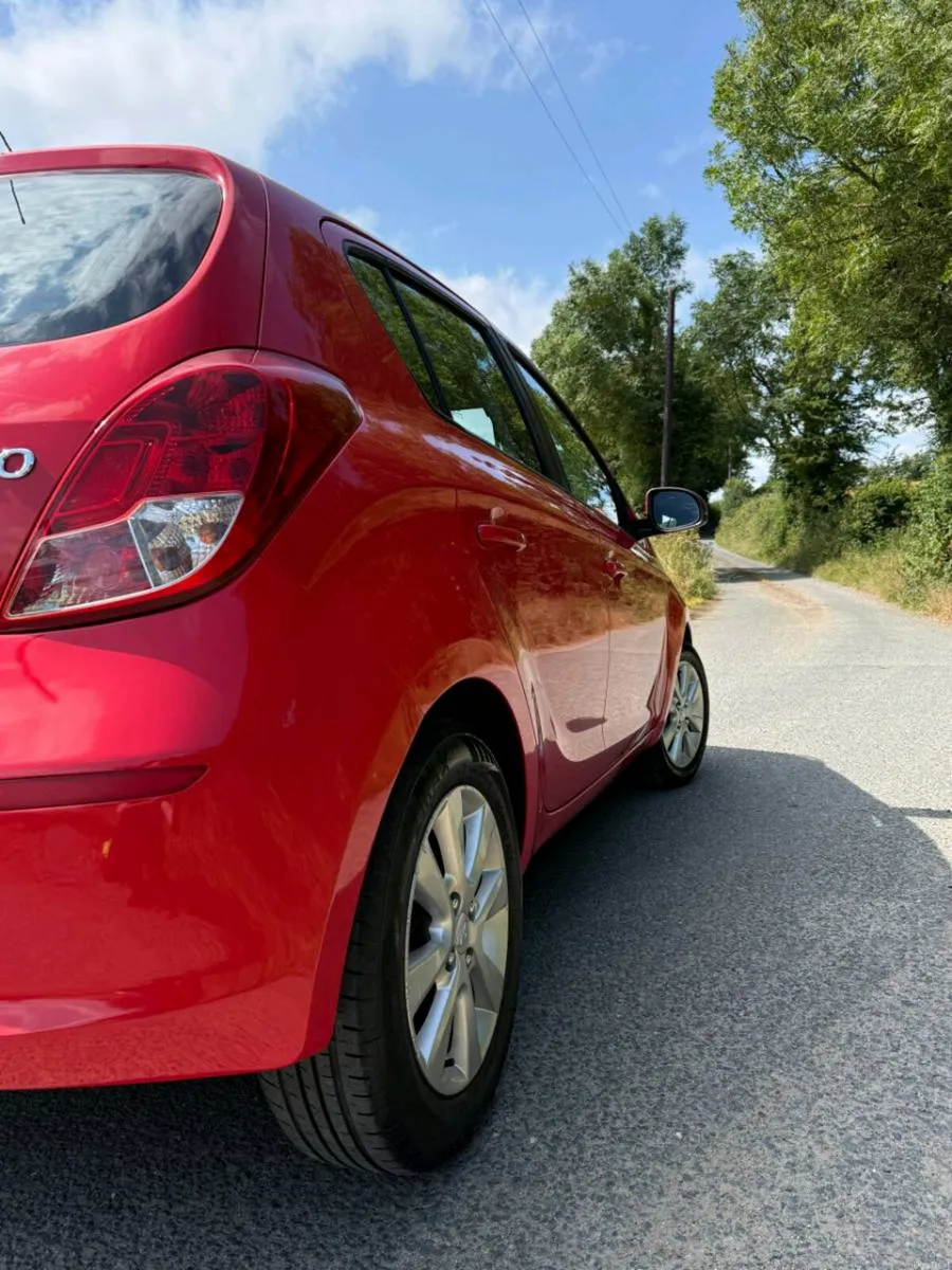 Hyundai i20 - Image 3
