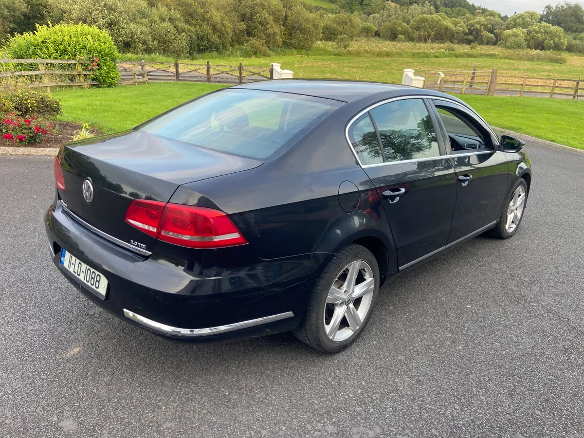Volkswagen Passat 2011 2.0 tdi - Image 4
