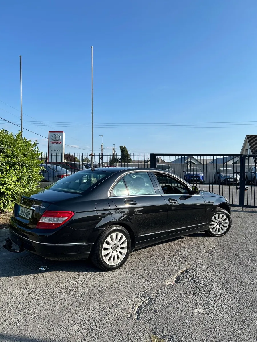 Mercedes-Benz C-Class 2008 - Image 3