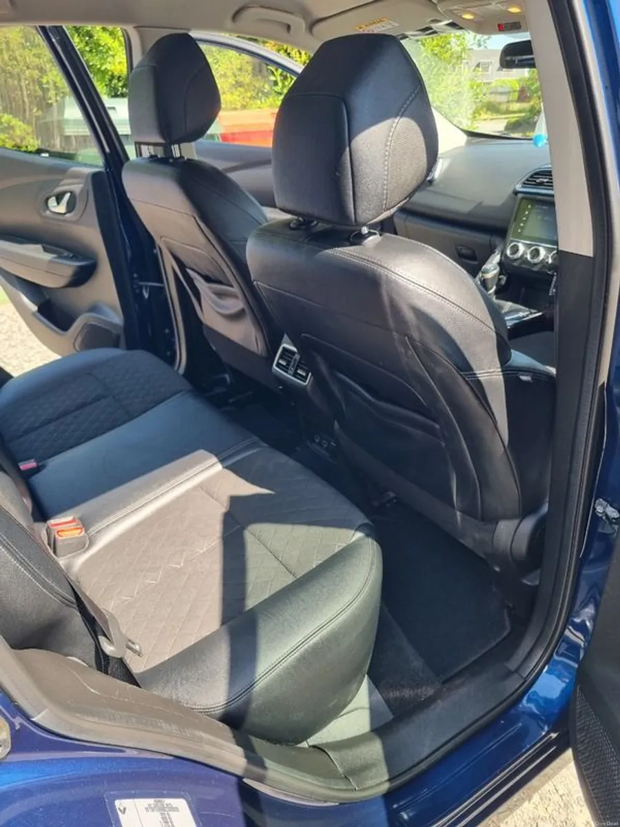 2019 Renault Kadjar - Image 2