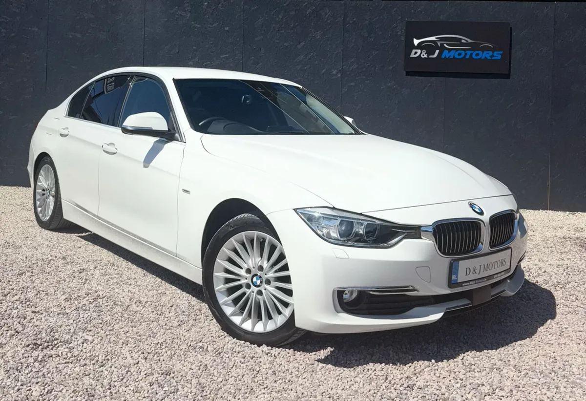 BMW 320D 2.0 Luxury Automatic 2015 Low KM - Image 1