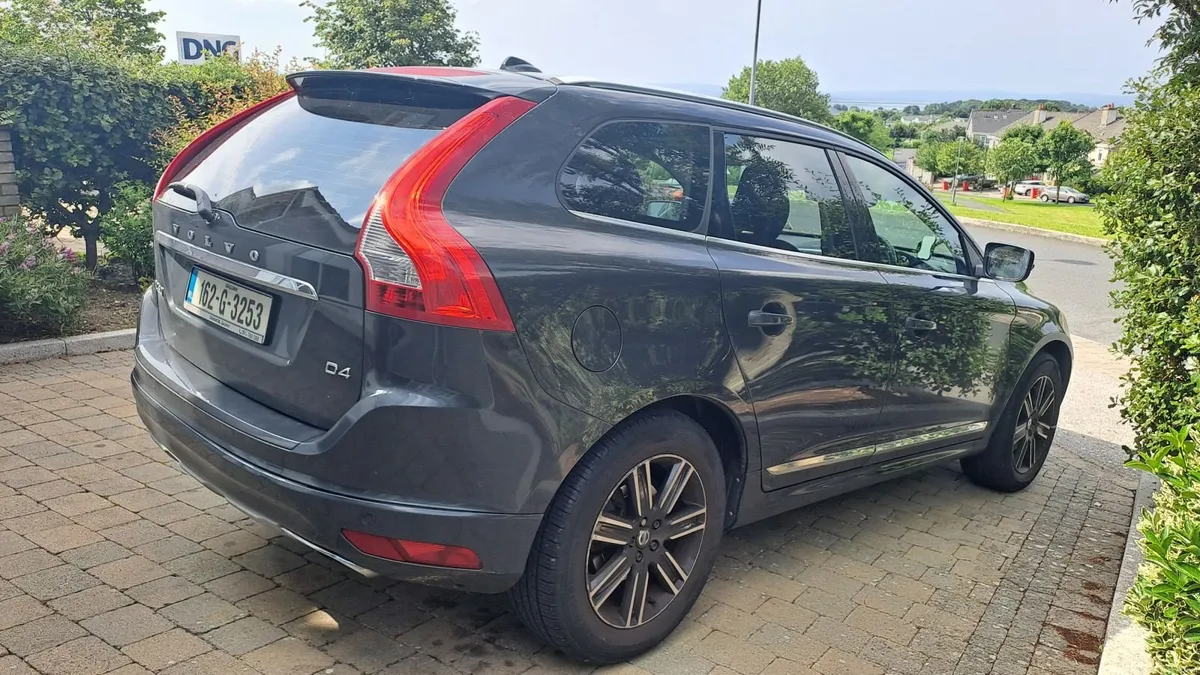 Volvo XC60 162 SE D4 Automatic  Exec Pack - Image 1