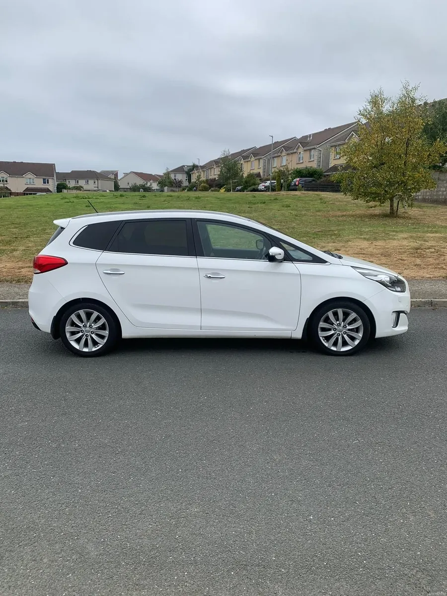 Kia Carens 2016 - Image 4