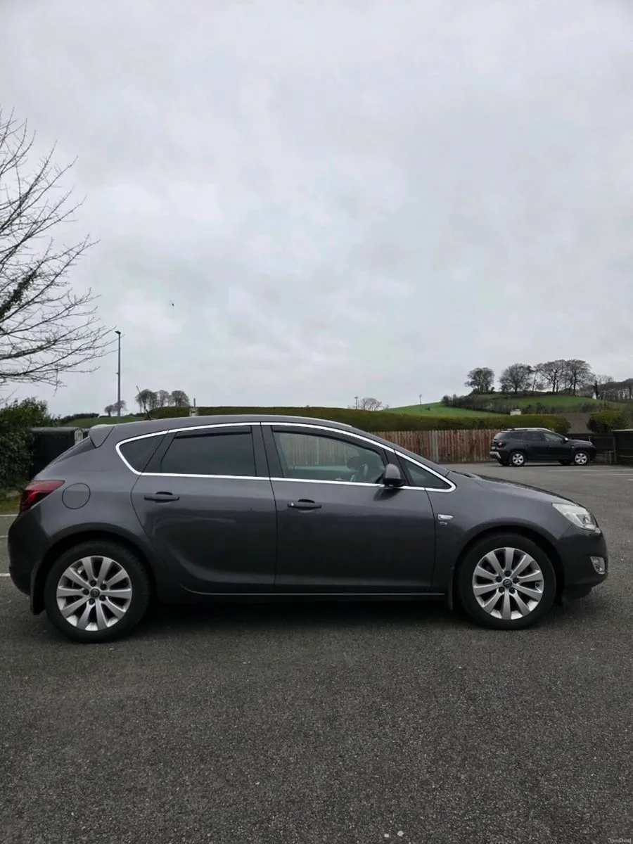2010 Opel Astra 1.7 CDTI – 220,000 km - Image 3