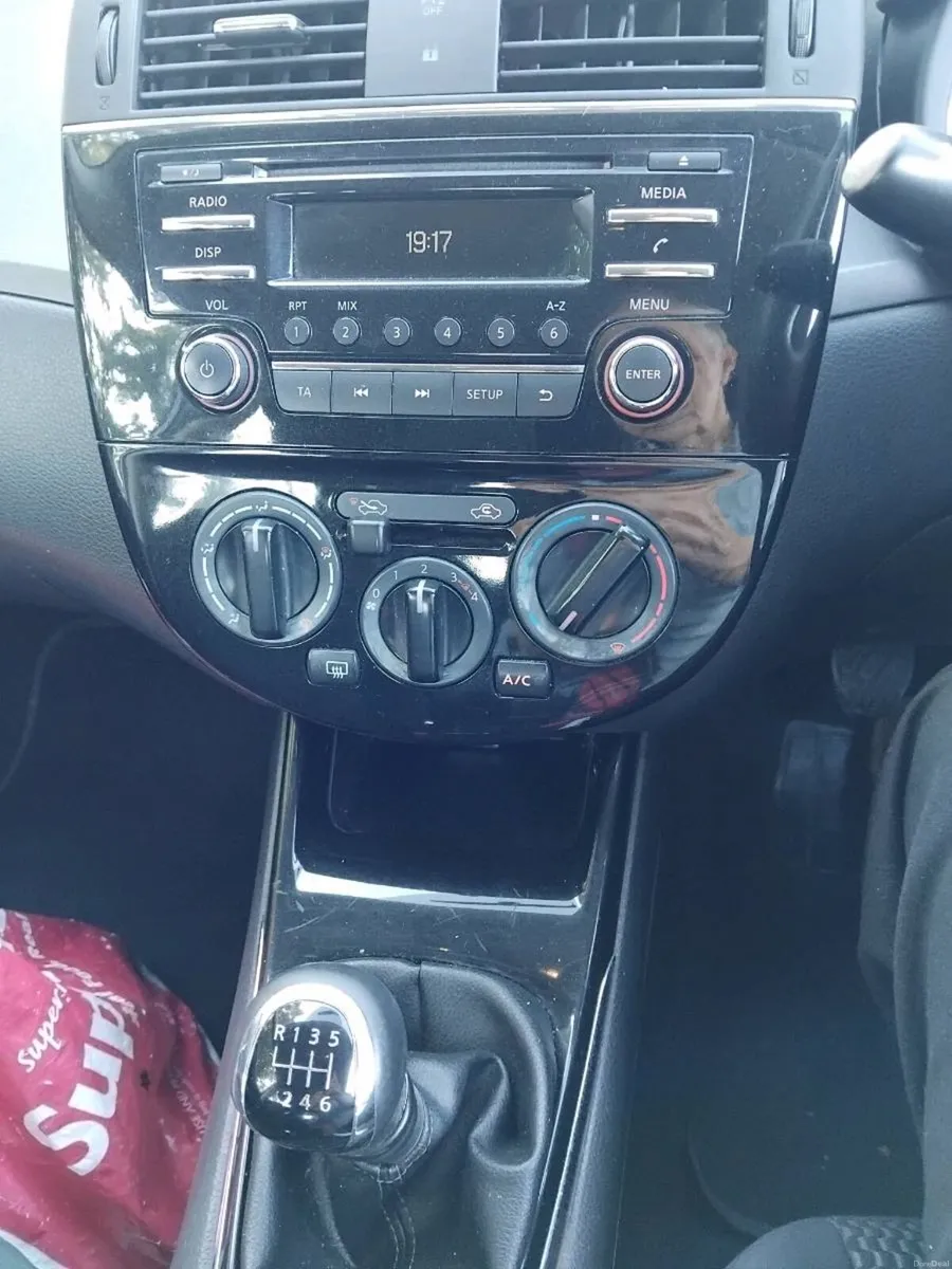 Car - Image 5
