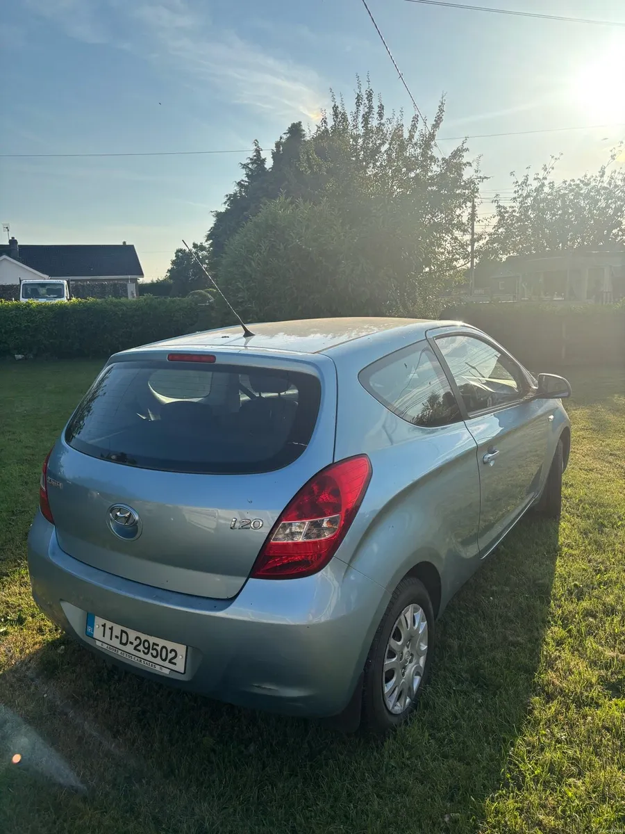 Hyundai i20 - Image 2