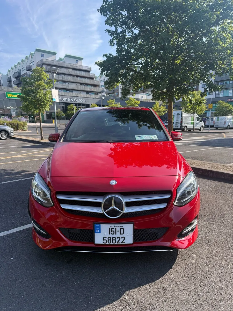 2015 Mercedes-Benz B180 Automatic - Image 3