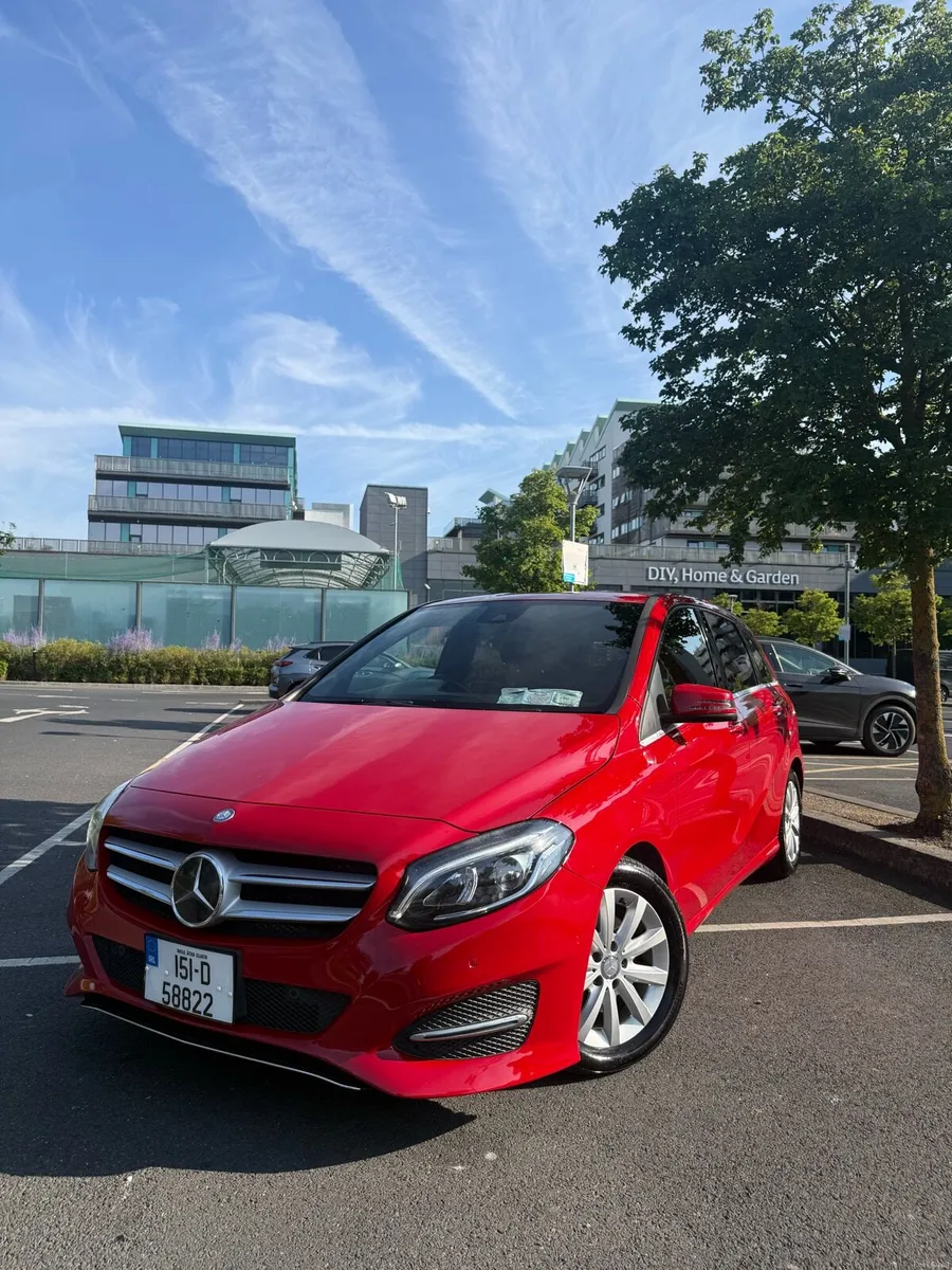 2015 Mercedes-Benz B180 Automatic - Image 1
