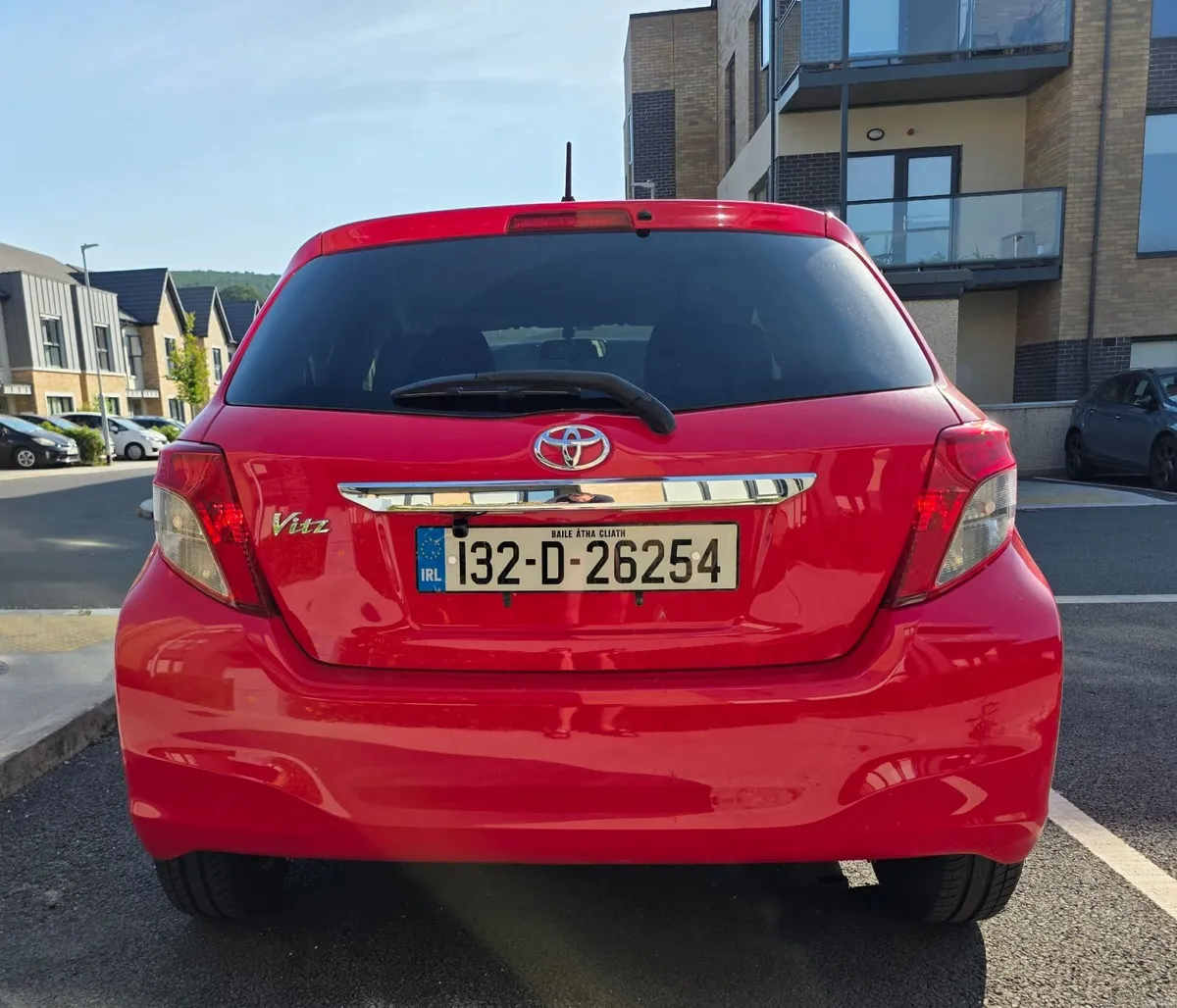 2013 Toyota Yaris 1.0 petrol - Image 3