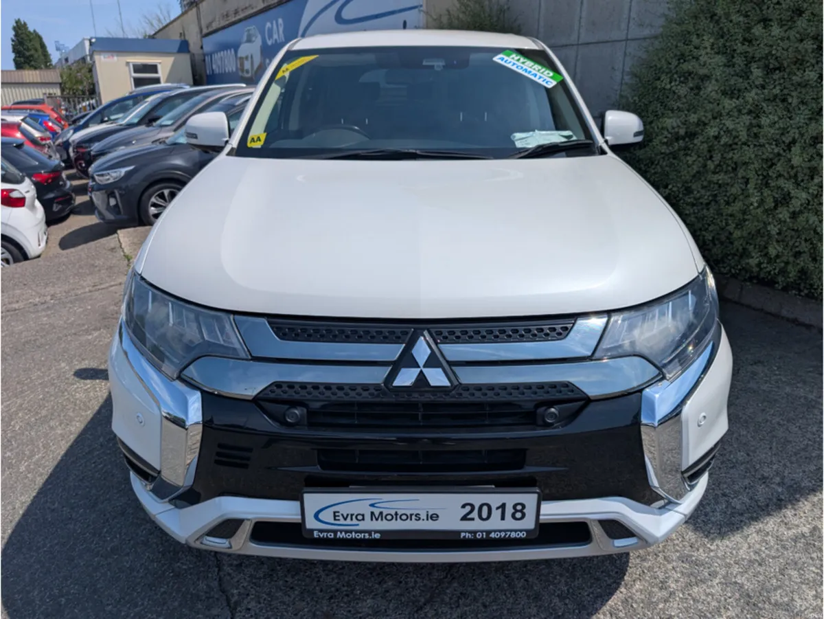 Mitsubishi Outlander G PHEV 4WD AUTOMATIC HYBRID 2 - Image 2
