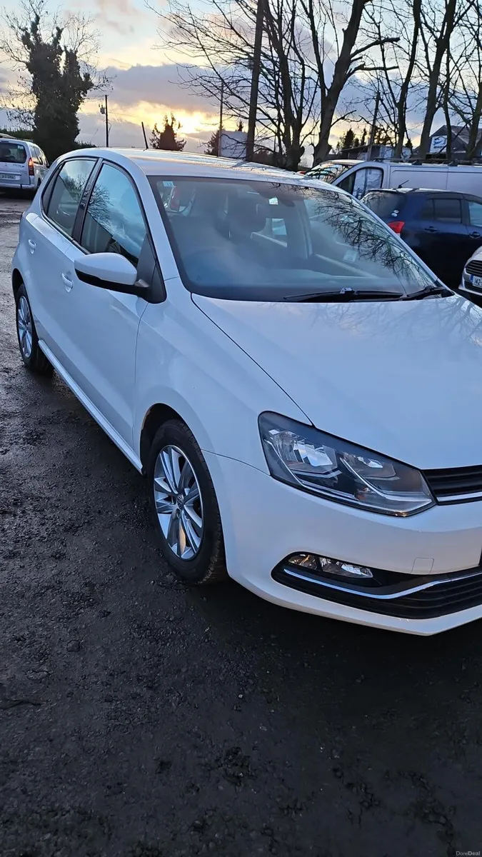 Volkswagen Polo 2016 Automatic loew milage - Image 4