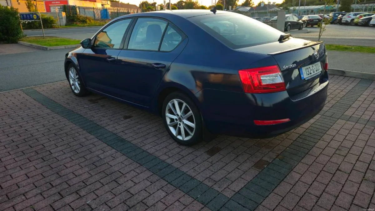 Skoda octavia automatic - Image 2
