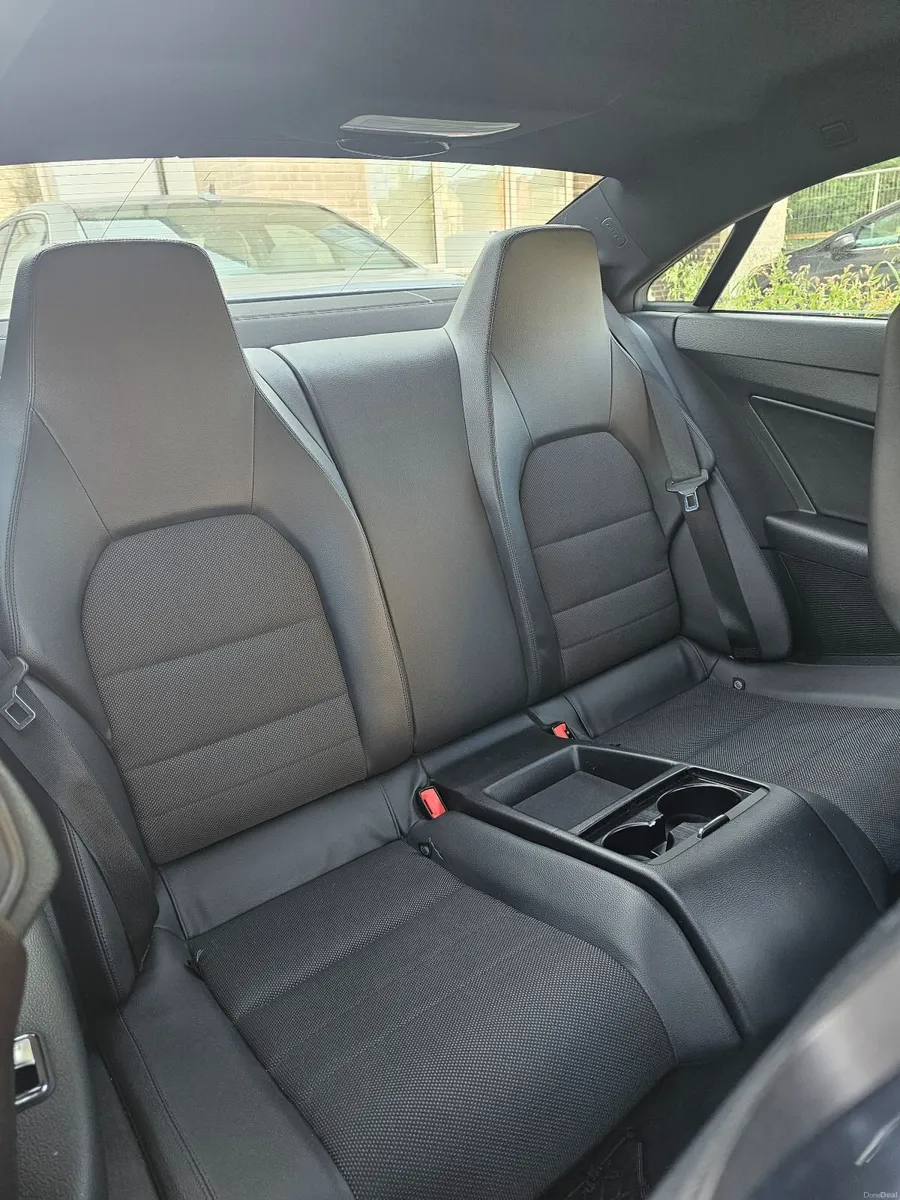 Mercedes E250, 2.1 | DIESEL | AUTOMATIC - Image 6