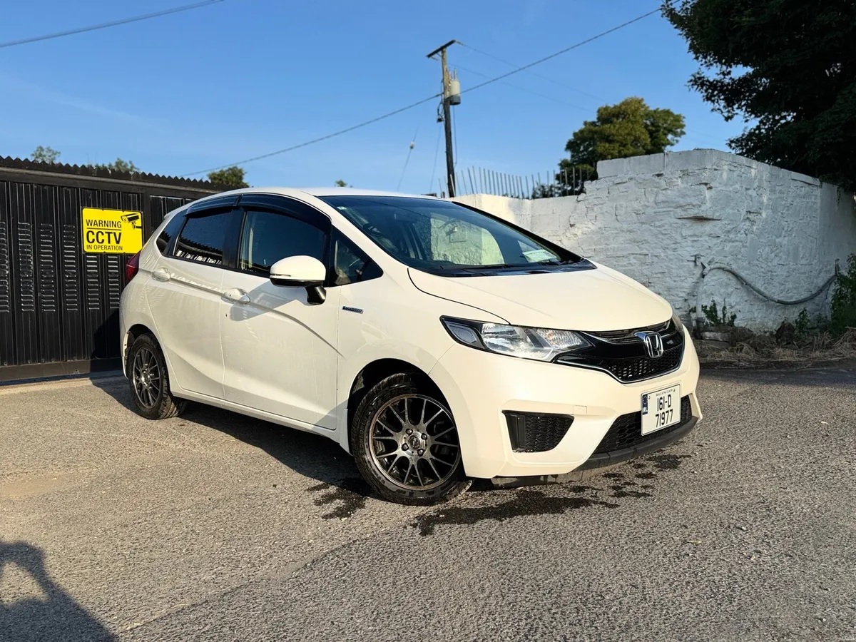 2016 HONDA FIT. VERIFIED 57K KMS. NEW NCT. AUTO1.5 - Image 1