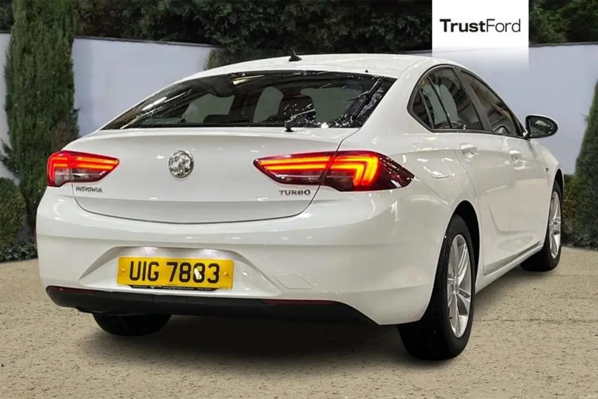 Vauxhall Insignia Design - Image 4