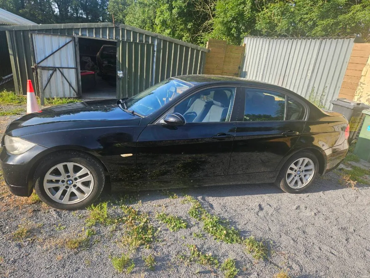 BMW 318 i - Image 1