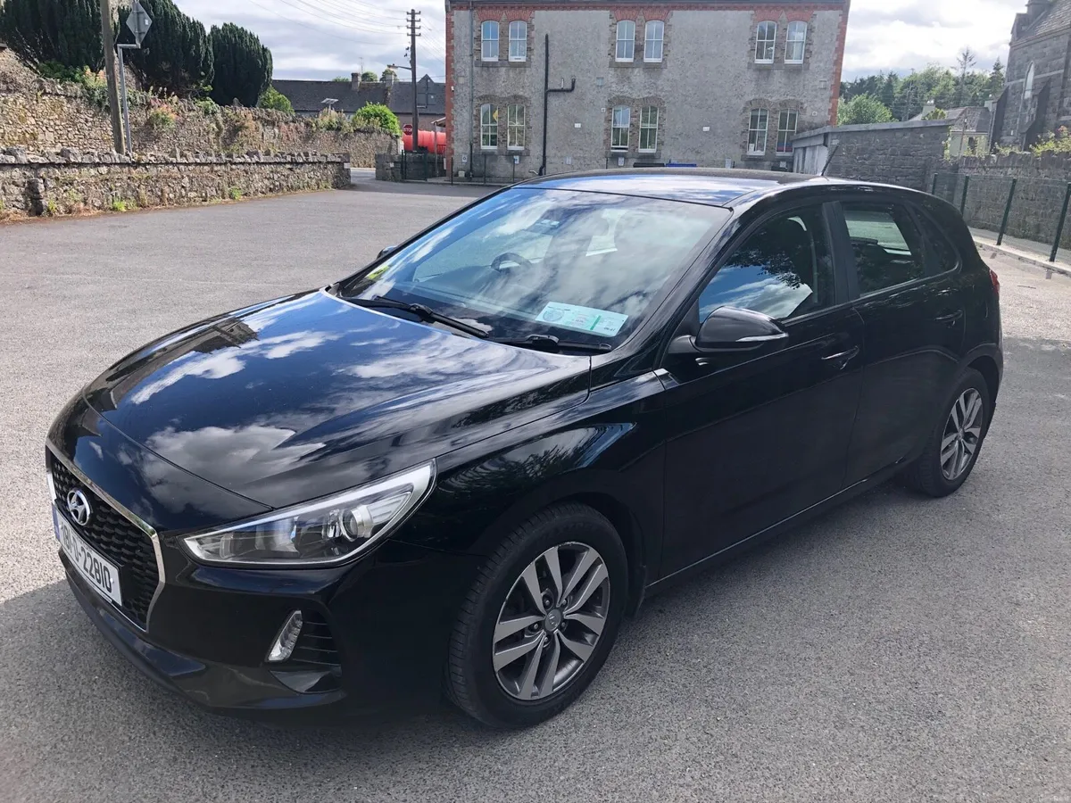 Hyundai I30 Diesel Automatic Deluxe - Image 2