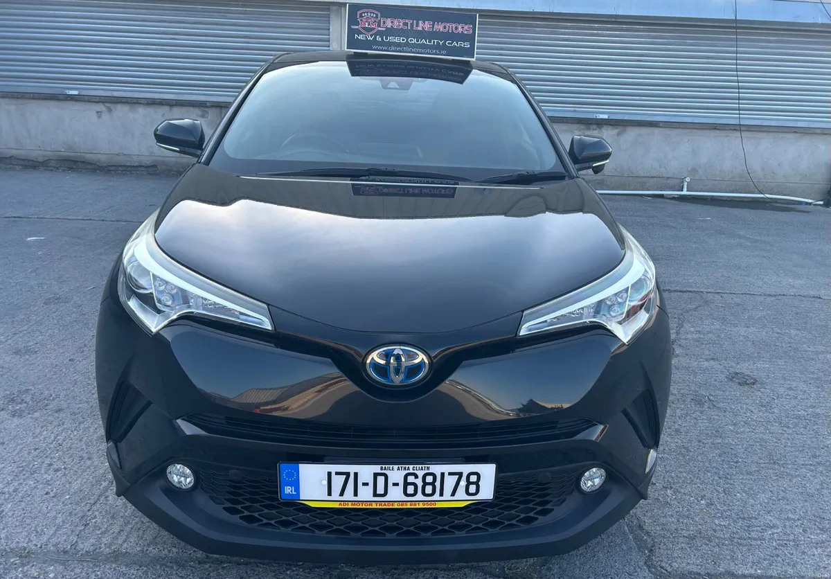 2017 Toyota C-HR G Package - Image 3