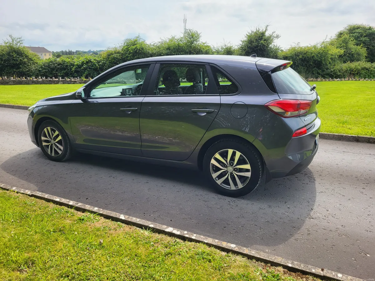 Hyundai i30  DIESEL 2018  MINT CONDITION - Image 5