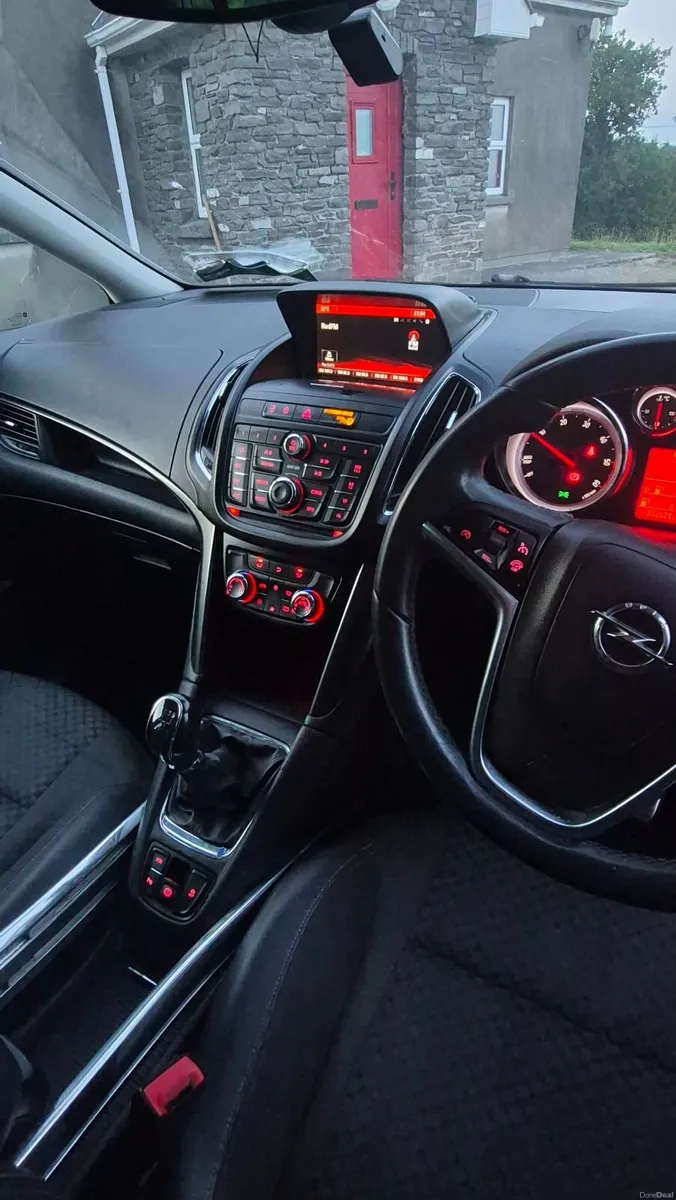 Opel Zafira 2016 - Image 4
