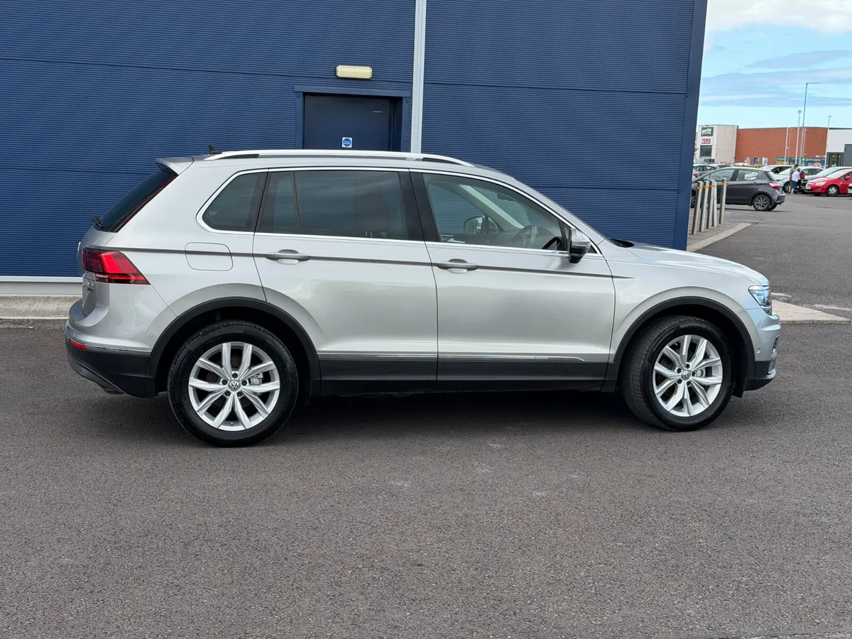 19 VW Tiguan Highline Auto 4 motion Massive spec - Image 4